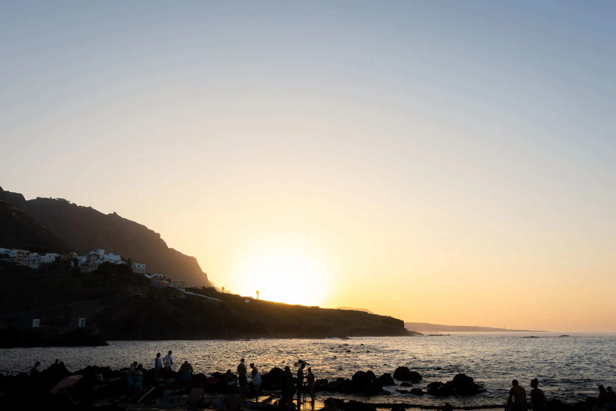 Atardecer en la costa de Garachico